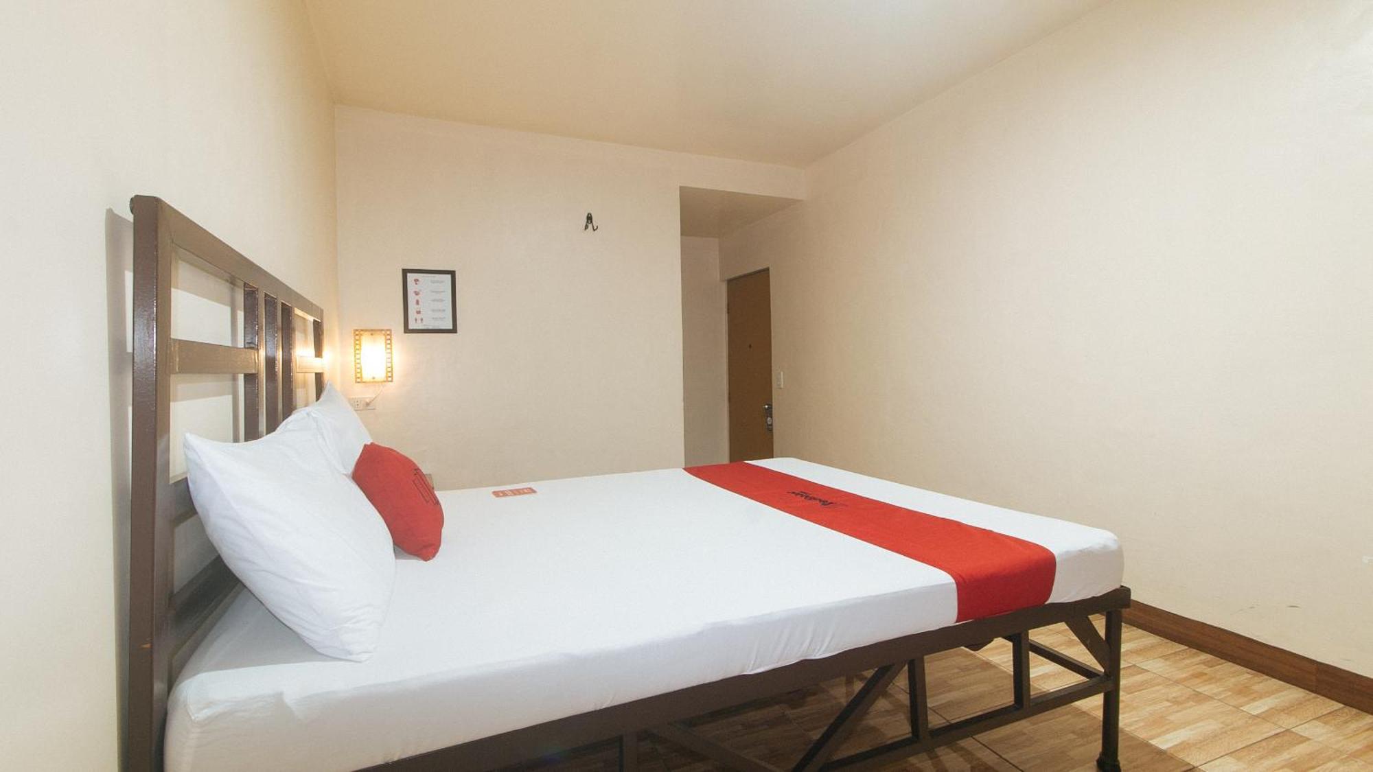 Elegance Guesthouse Пасай Екстериор снимка