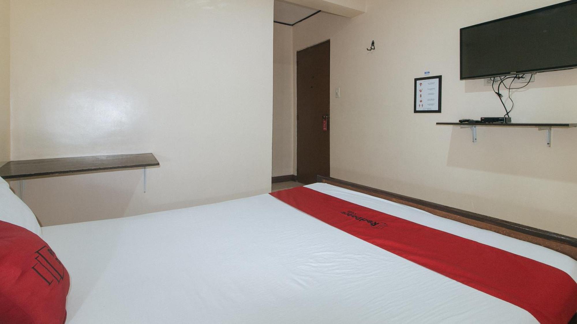 Elegance Guesthouse Пасай Екстериор снимка