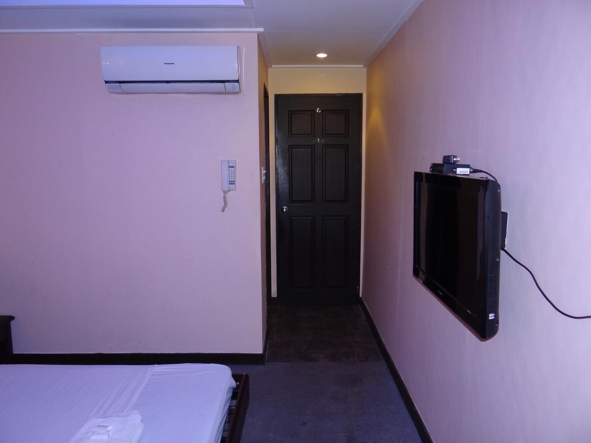 Elegance Guesthouse Пасай Екстериор снимка